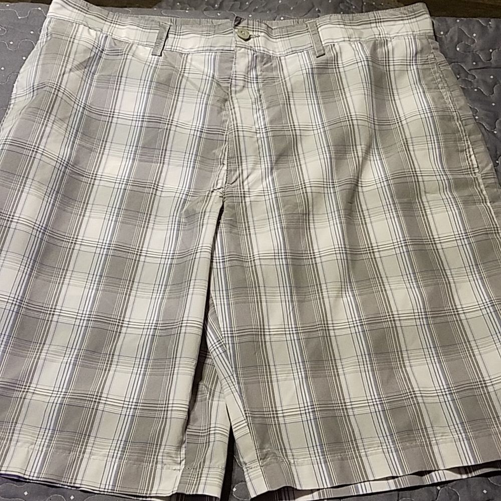 Pro Tour Golf Shorts size 36